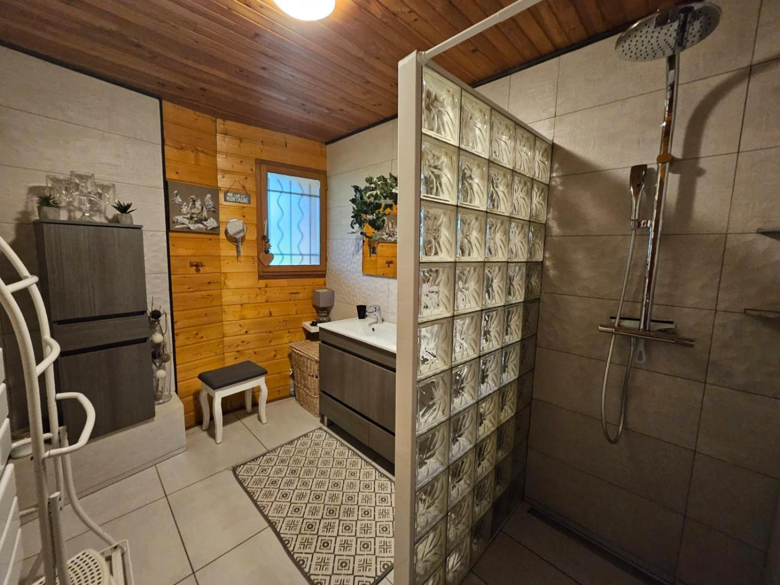Grand Chalet Bourbon-Lancy Exteriör bild